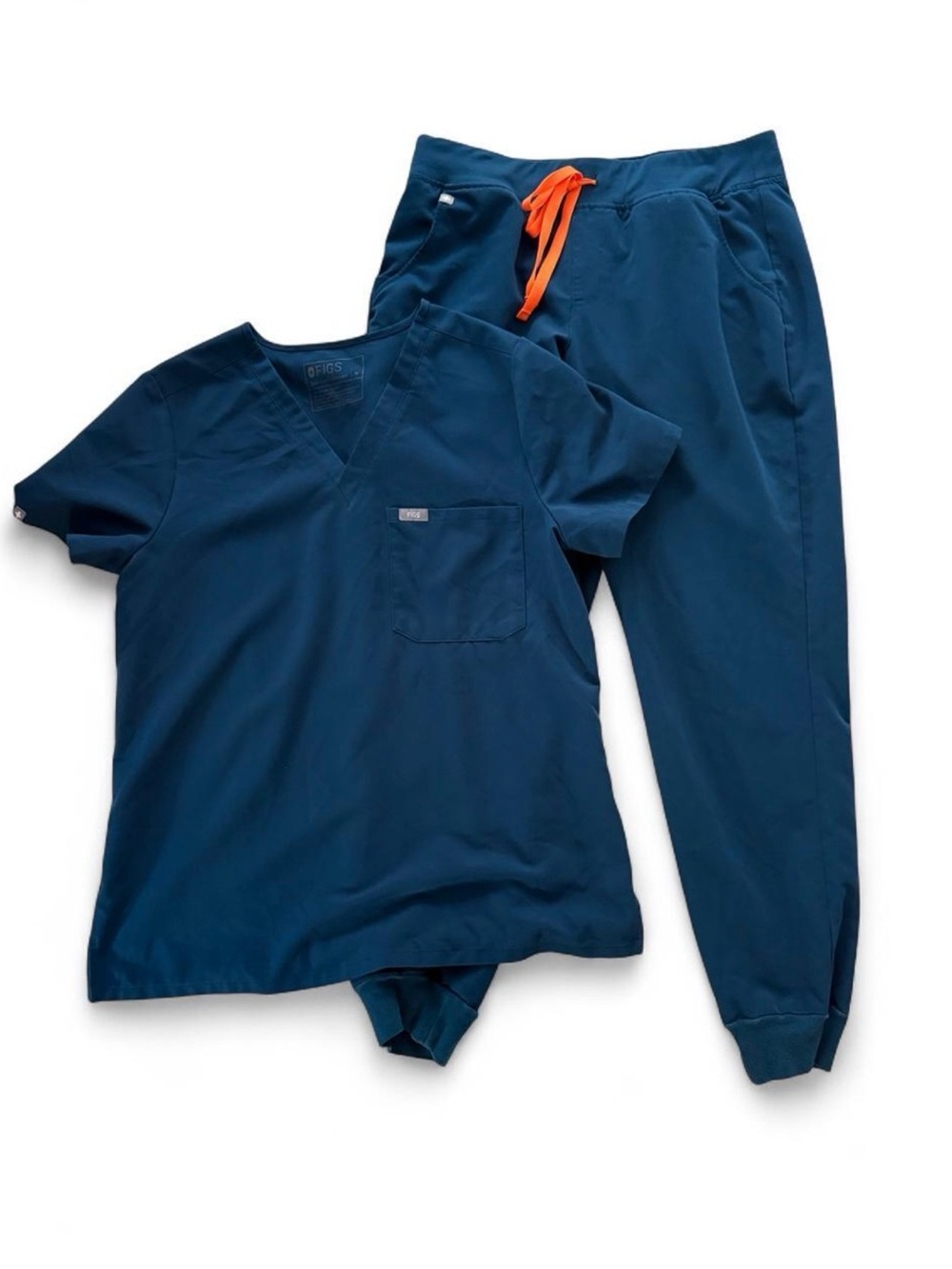 FIGS scrub set in deep reef, both pieces size Medium. Great condition